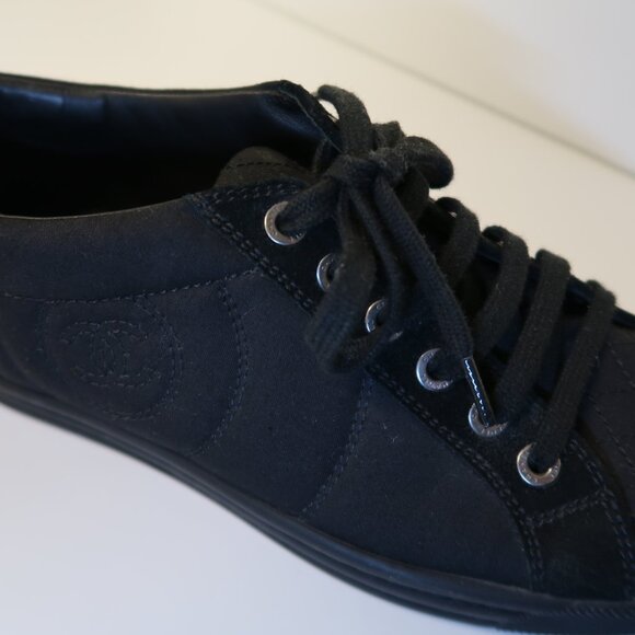 Chanel black sneakers in size 36.5 - Picture 4 of 7